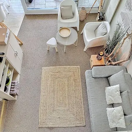 Le Belvedere Yourhosthelper דוביל