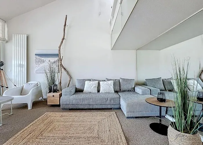 Le Belvedere Yourhosthelper دوفييل