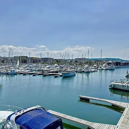 Le Belvedere Yourhosthelper