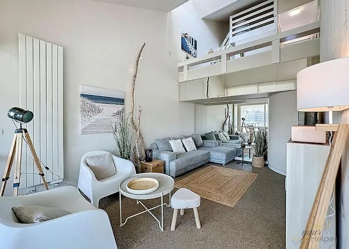 Le Belvedere Yourhosthelper Daire *